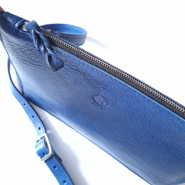 Crossbody clutch